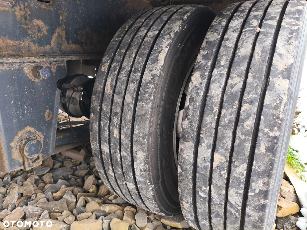 Schmitz Cargobull 8.2 m tandem na tarczach firanka drzwi 19.5 bliźniak - 5