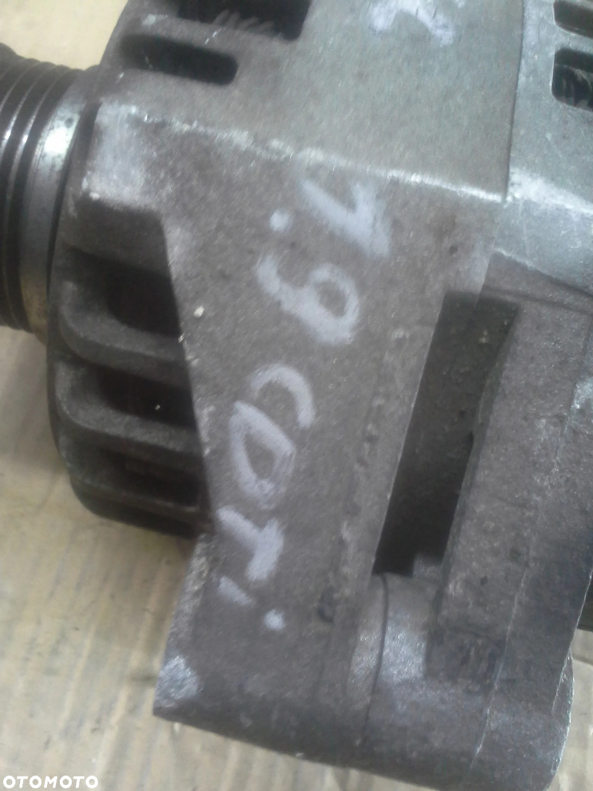 Opel Astra H Vectra C Zafira B 1.9 CDTi alternator Denso 13153236 - 5
