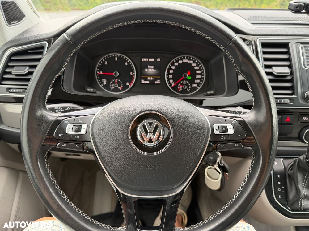 Volkswagen Multivan - 17