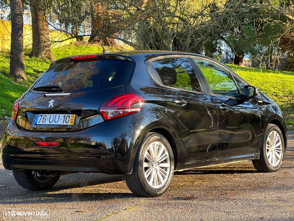 Peugeot 208 1.2 PureTech Style - 3