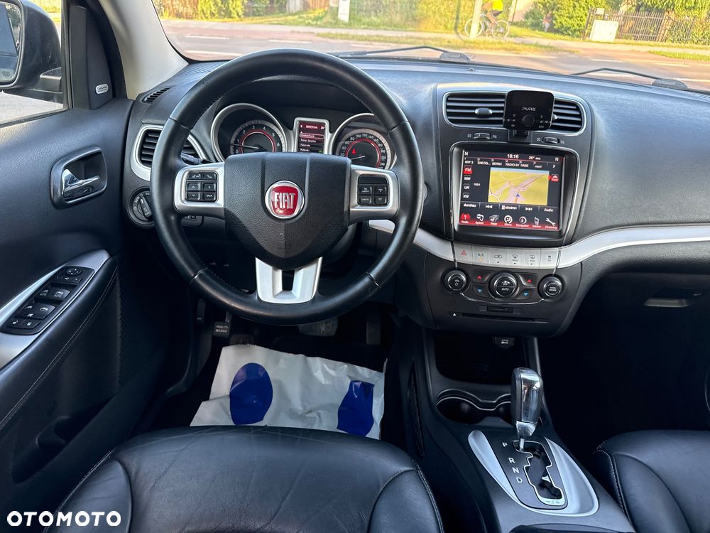 Fiat Freemont 3.6 V6 Black Code - 23