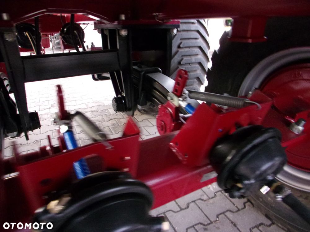 Pronar Przyczepa rolnicza - ciężarowa - budowlana PRONAR T-701HP -16,1 tony, ze skrzynią ładunkową typu Half-Pipe, skorupowa, tandem - 16