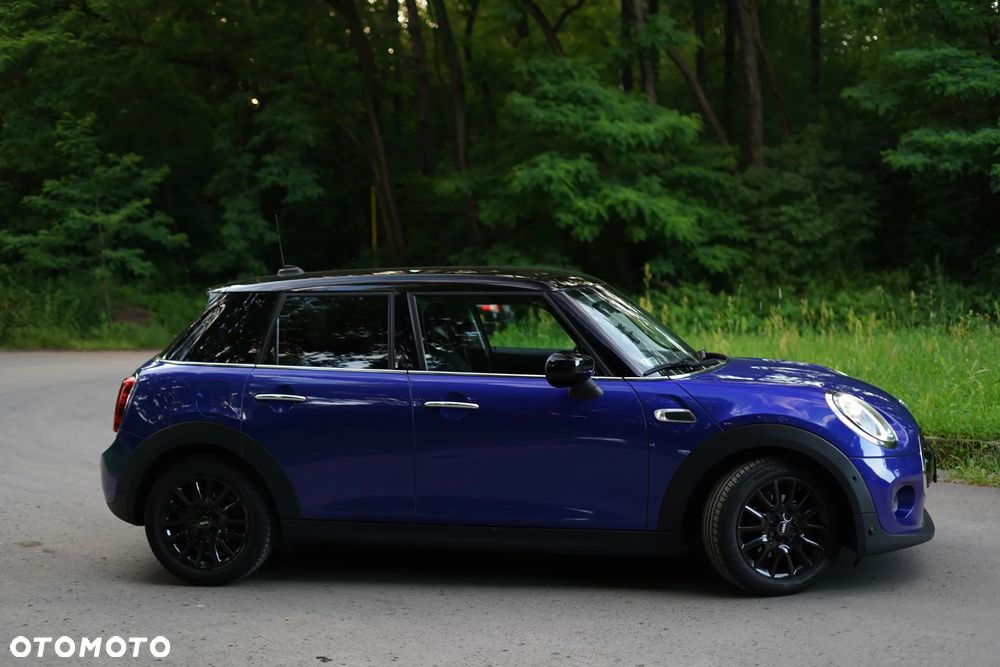 MINI Cooper Standard - 5