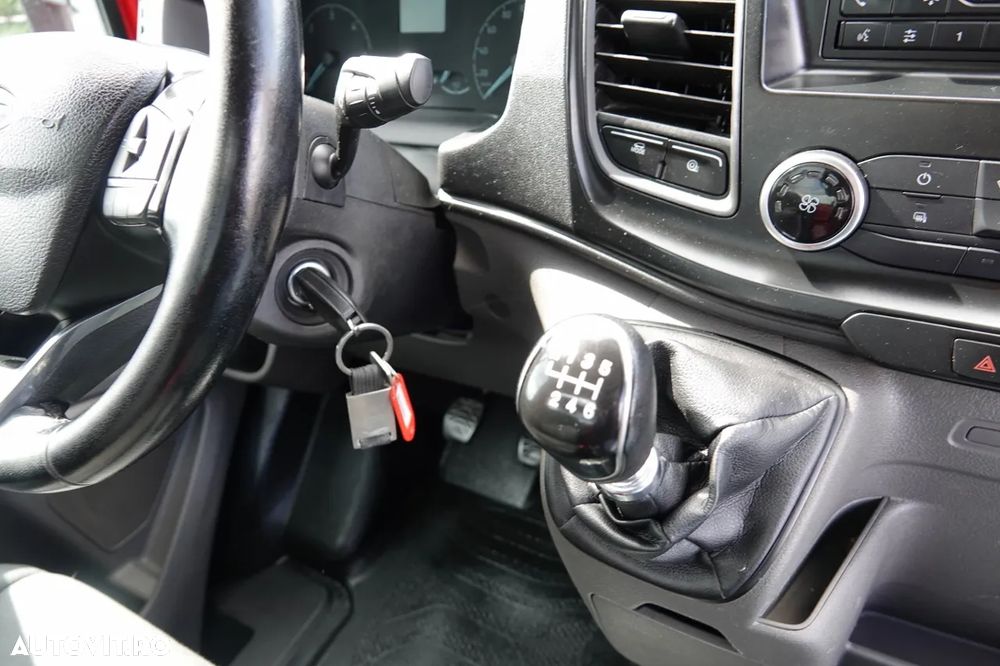 Ford TRANSIT 350 / PLATFORMĂ / MANUALĂ / 3 LOCURI / MASĂ NETĂ 3500 KG / - 31