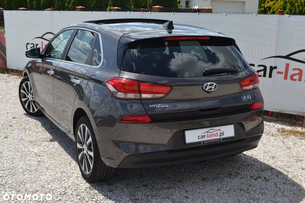 Hyundai i30 1.4 T-GDI DCT Premium - 8