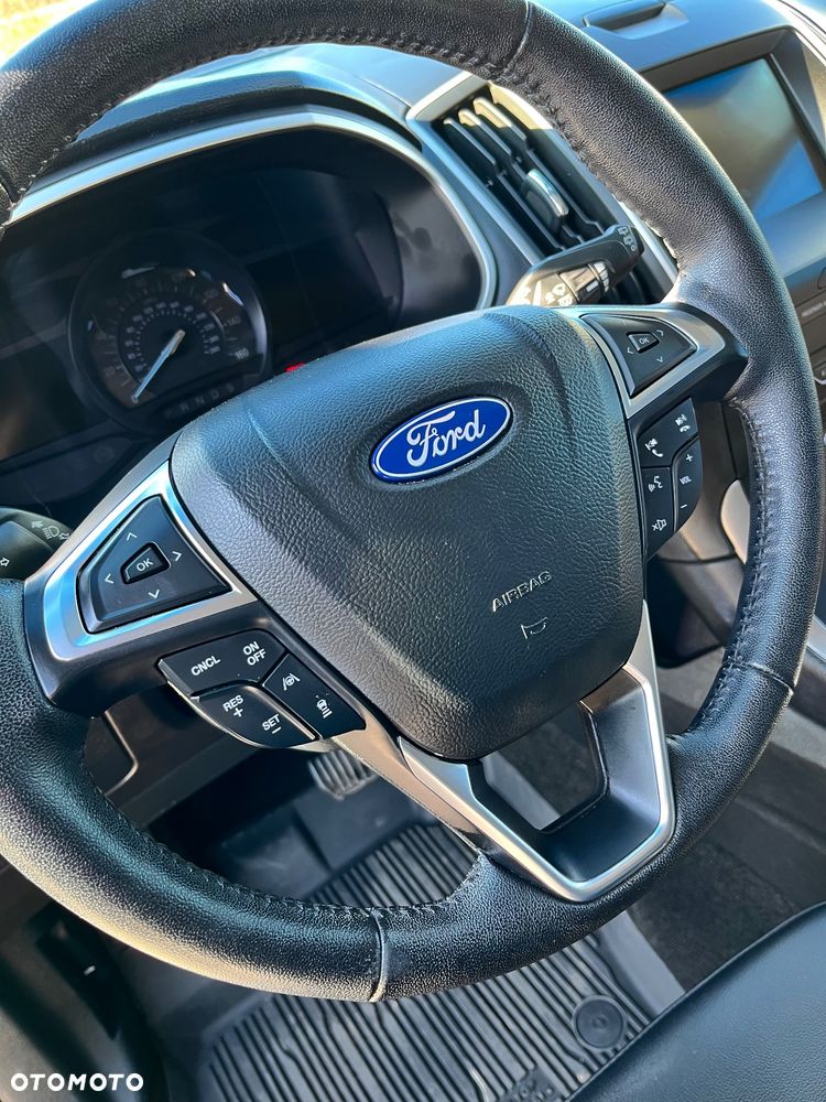 Ford Edge - 24