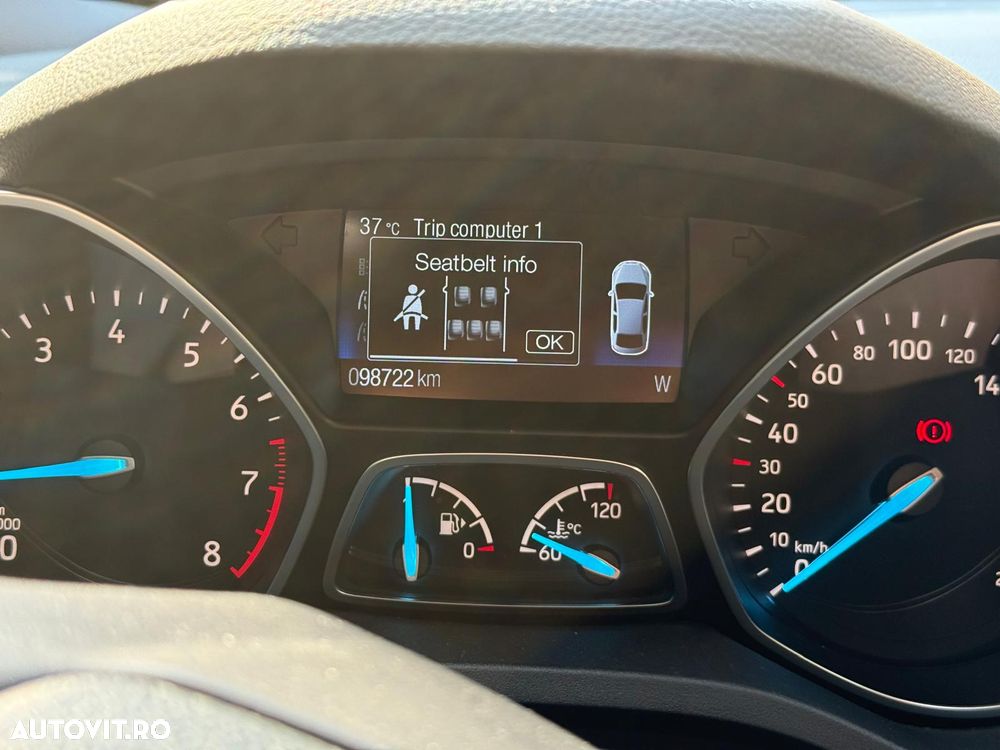 Ford Kuga 1.5 EcoBoost FWD ST Line - 6