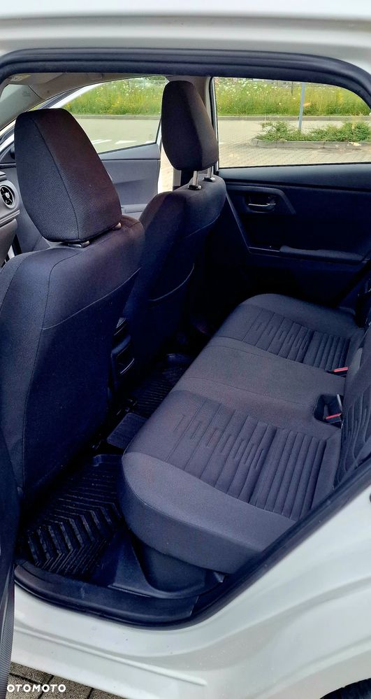 Toyota Auris Hybrid 135 Premium - 13