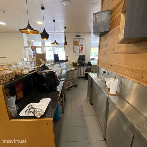 Trespasse de Café/Pastelaria em Algés — €50.000 (Negociável) - Grande imagem: 5/9