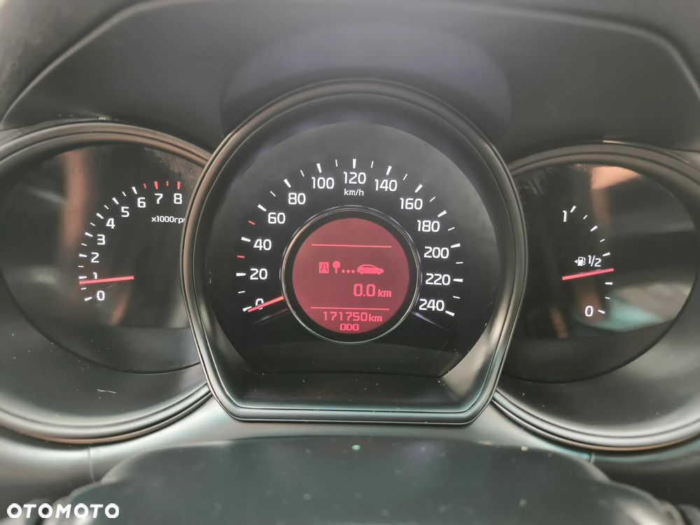 Kia ProCeed - 23
