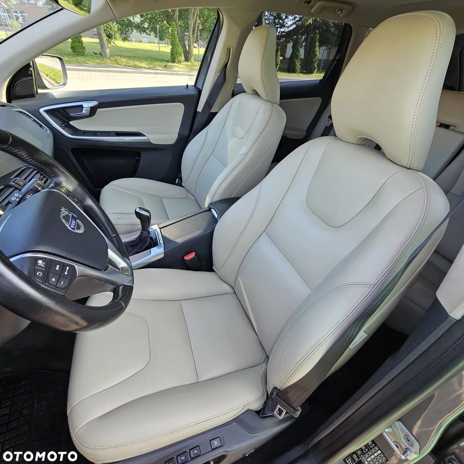 Volvo XC 60 D3 Inscription - 14