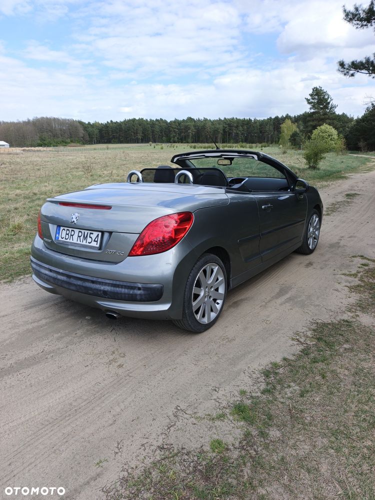 Peugeot 207 CC - 4