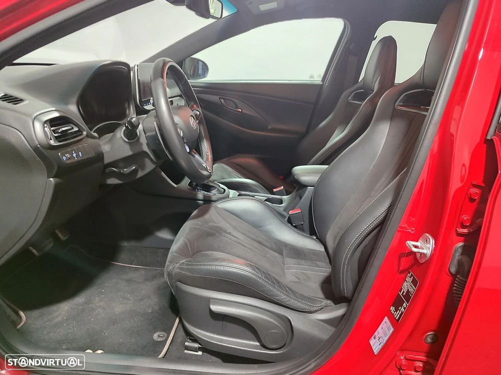 Hyundai i30 N 2.0 T-GDi Pack Performance 8DCT - 14
