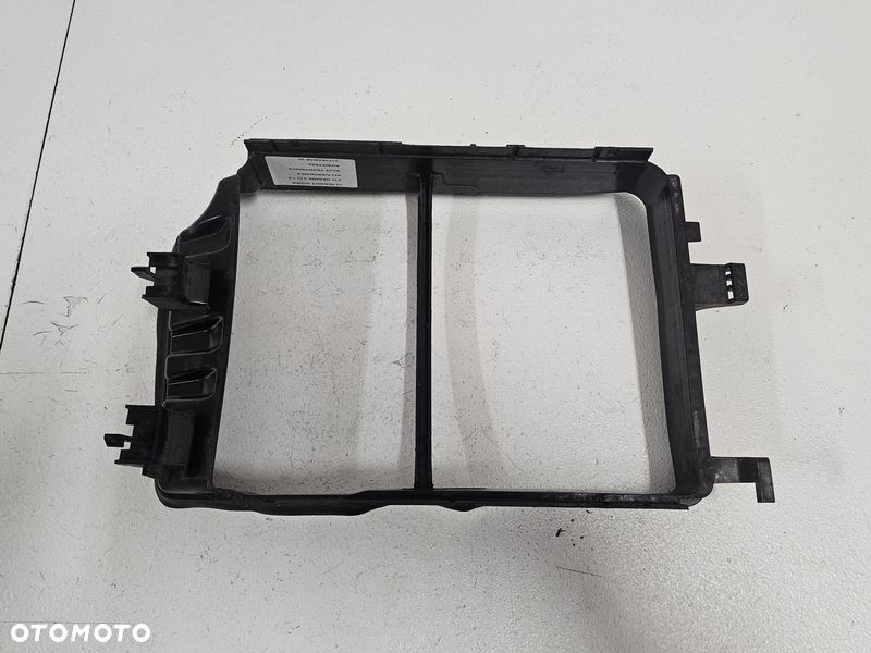 renault megane scenic iv 1.6 dci kierownica wlot prowadnica powietrza 215584465r - 8