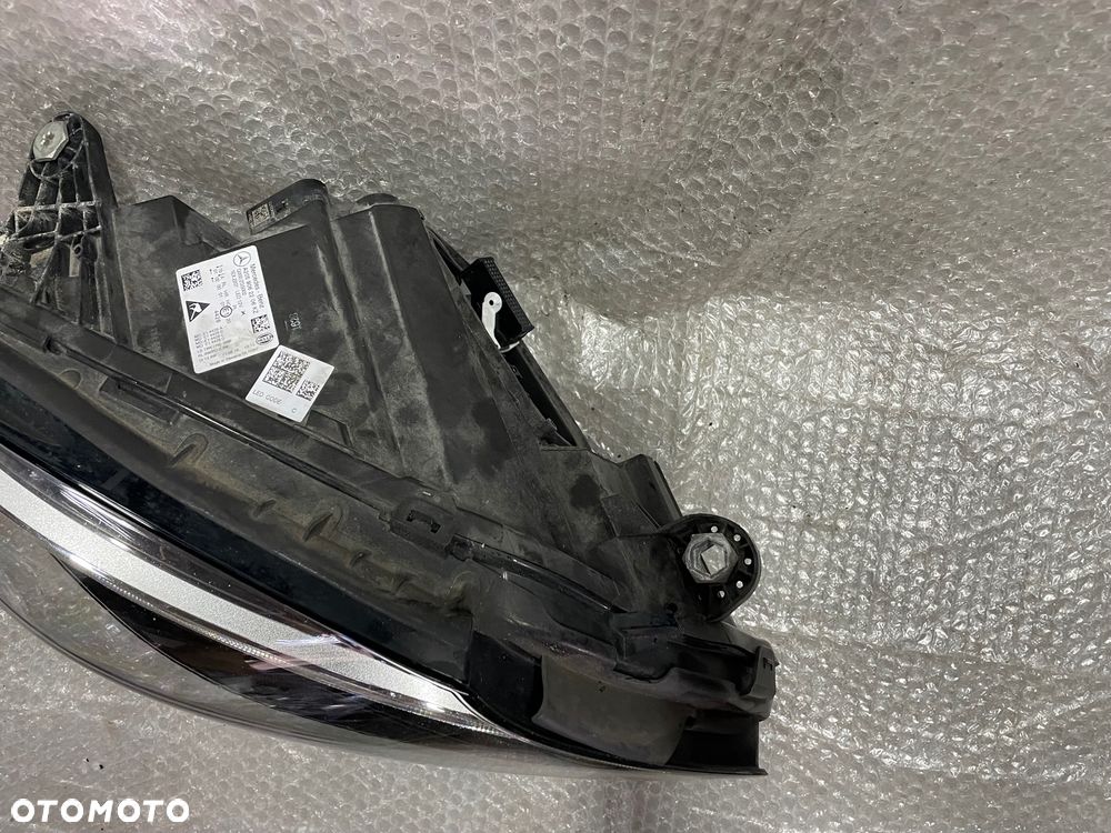 LAMPA PRZÓD PRAWA FULL LED HIGH PERFORMANCE LED MERCEDES BENZ C-KLASA W205 C205 A2059062206 KZ - 10