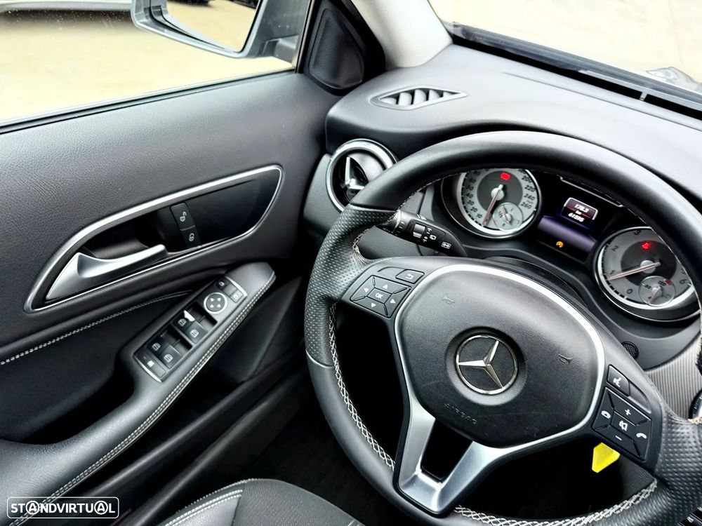 Mercedes-Benz GLA 180 CDI - 15