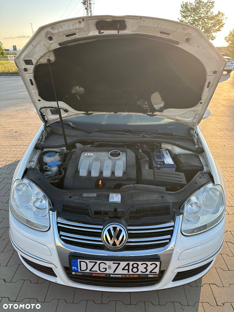 Volkswagen Golf 1.9 TDI Comfortline - 4
