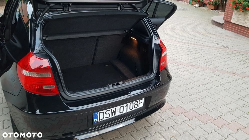 BMW Seria 1 116i - 20