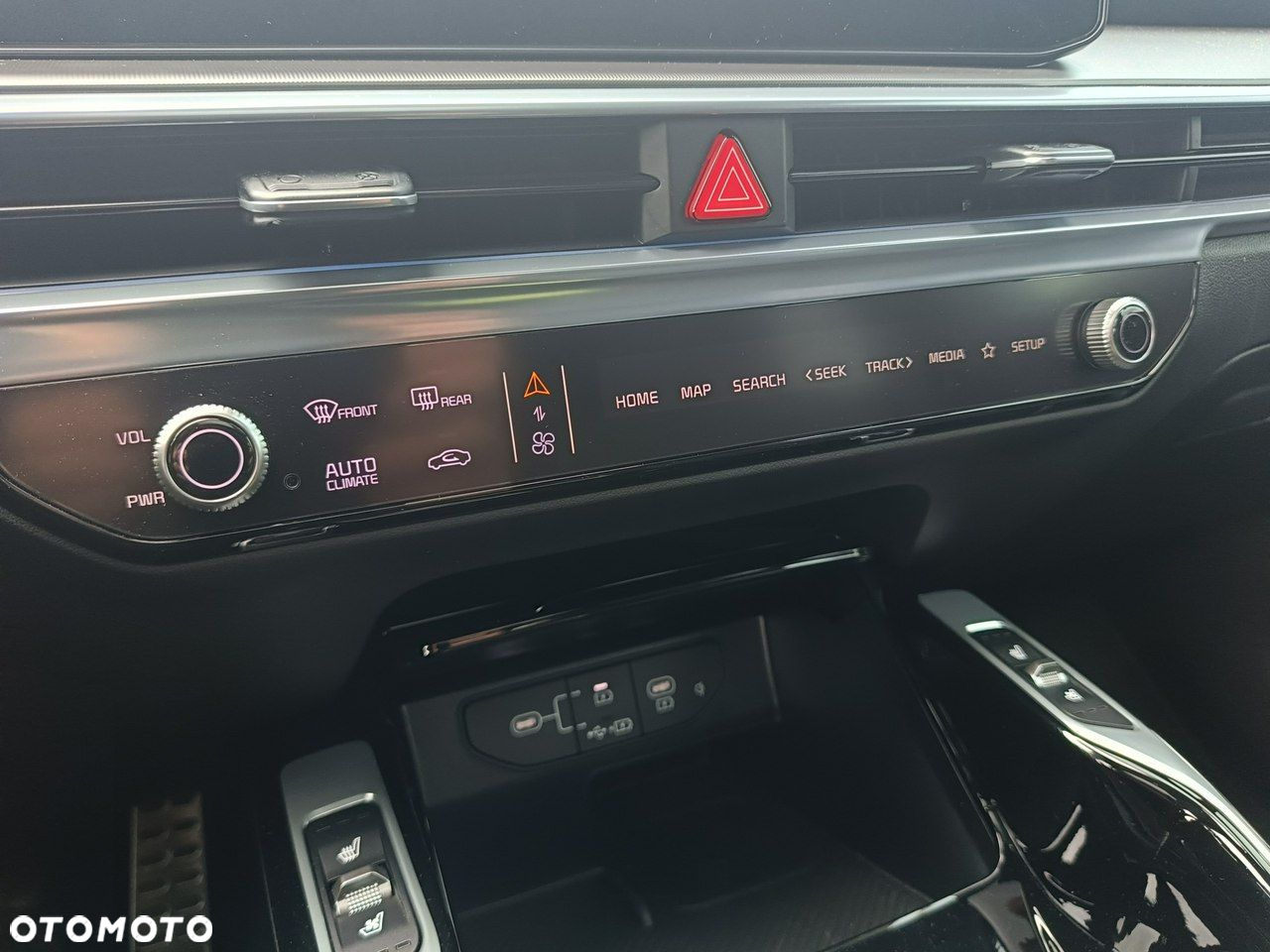 Kia Sorento - 28
