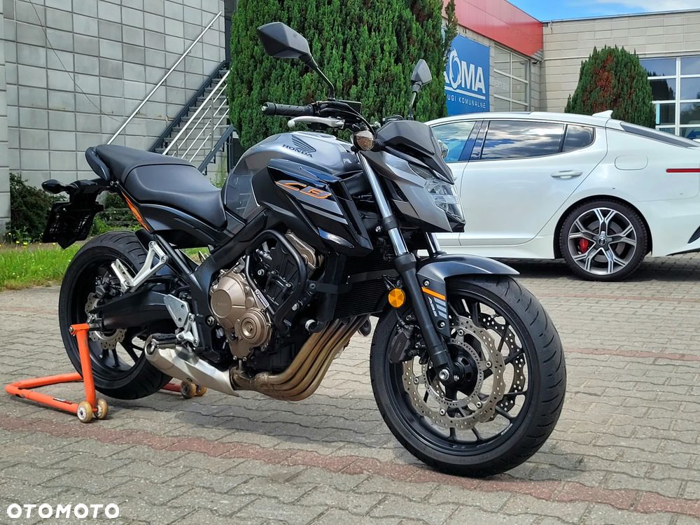 Honda CB - 17