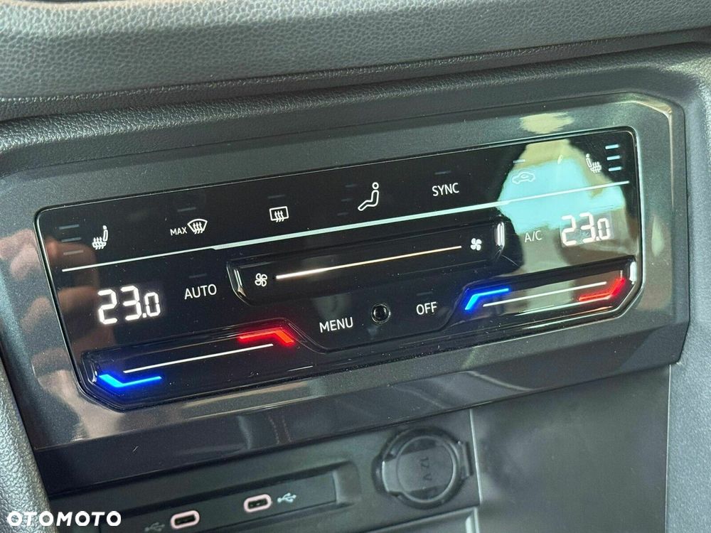 Volkswagen Tiguan - 22