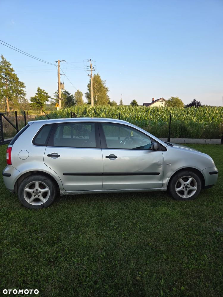 Volkswagen Polo 1.2 12V Comfortline - 3