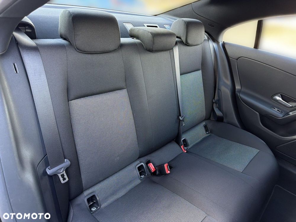 Mercedes-Benz CLA - 29