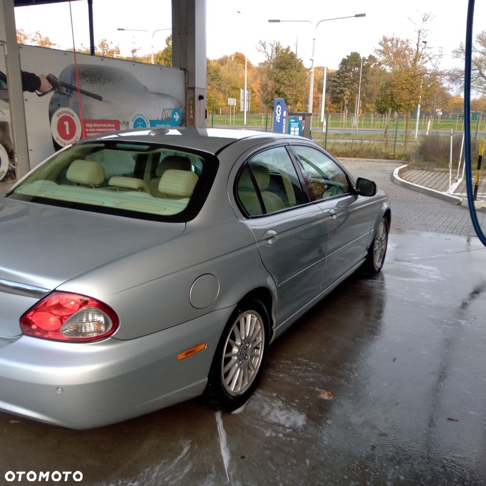 Jaguar X-Type - 5