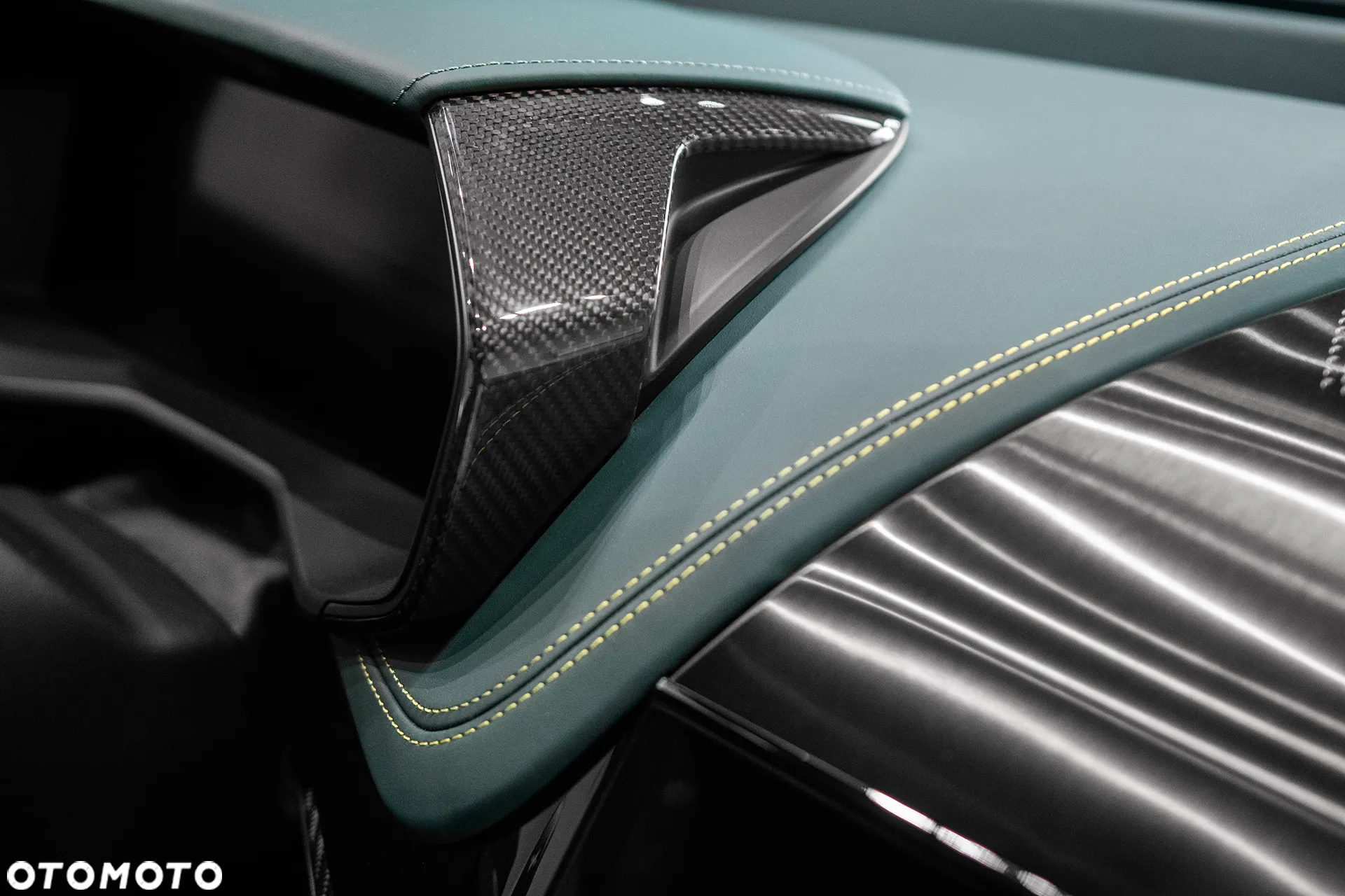 Aston Martin DBX707 - 14