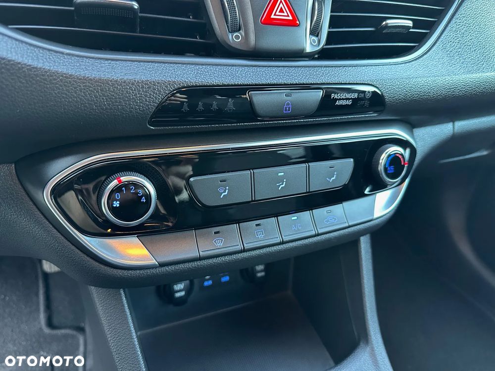 Hyundai i30 1.0 T-GDI Select - 24