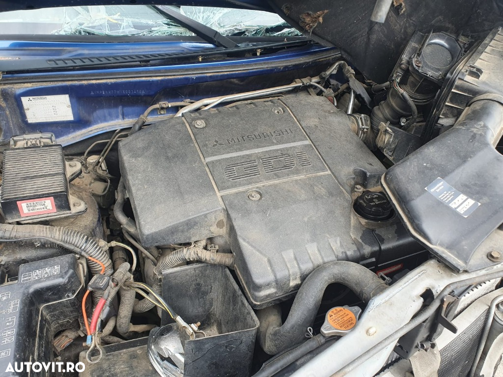 usa portiera stanga dreapta barele longitudinale carlig remorcare complet Mitsubishi Pajero Pinin motor 2.0 benzina 129cp dezmembrez - 6