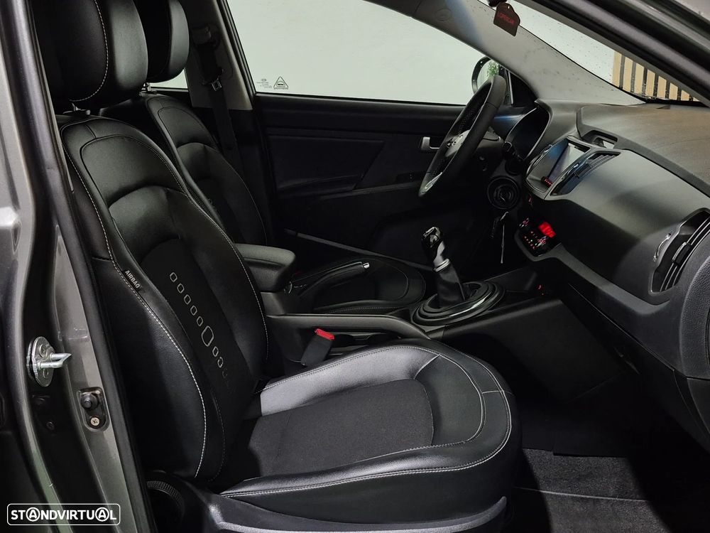 Kia Sportage 1.6 GDI ISG LX - 26