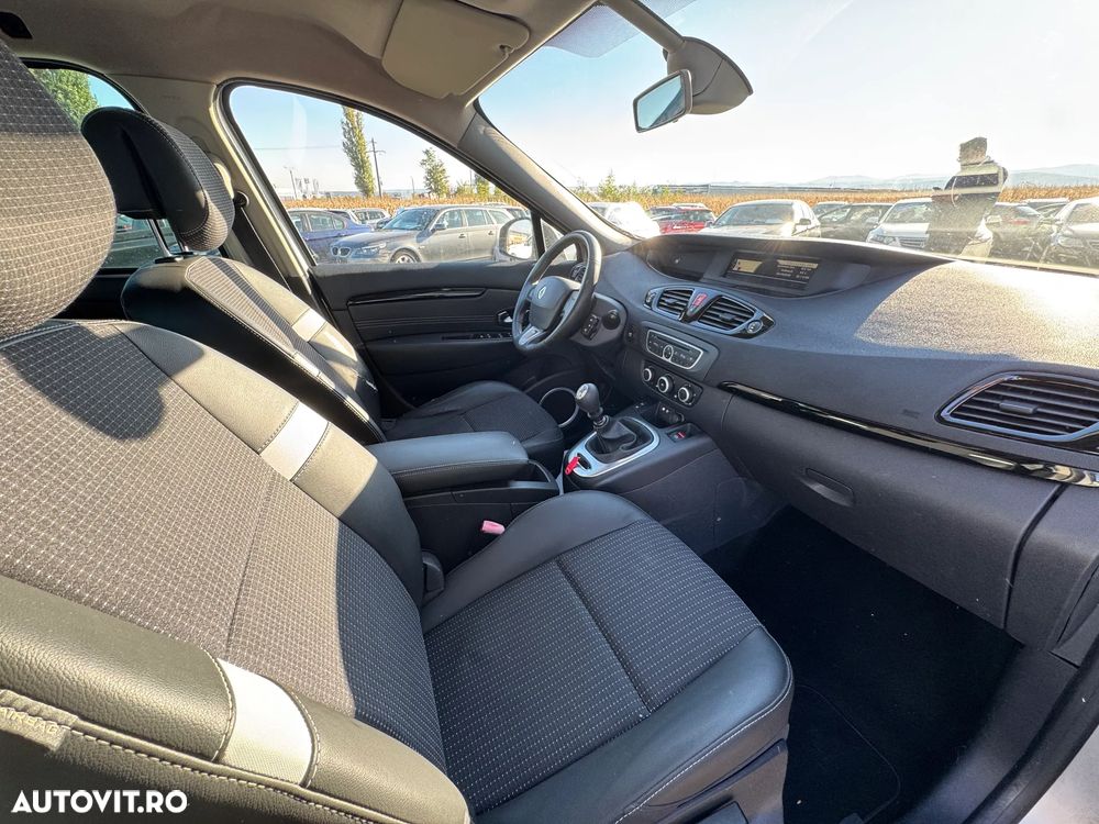 Renault Scenic 1.9dCi Privilege - 18