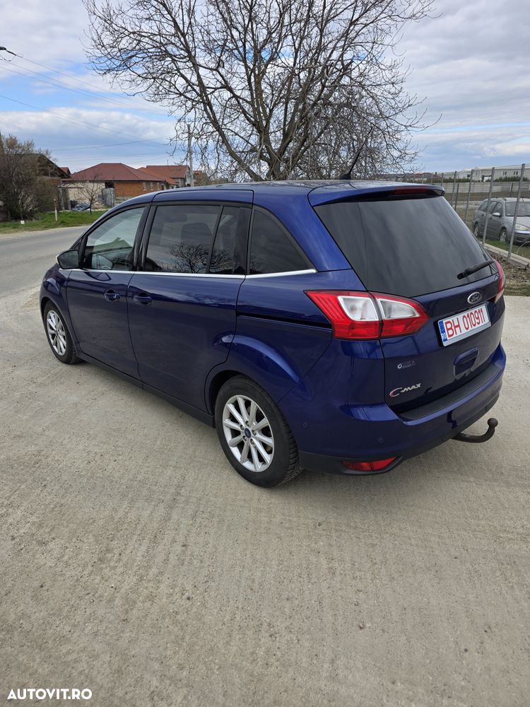 Ford Grand C-Max ver-2-0-tdci-start--stopp--system-titanium - 2