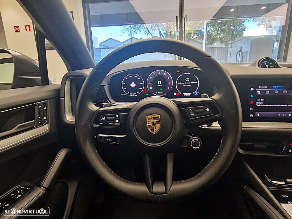 Porsche Cayenne Coupé E-Hybrid - 14