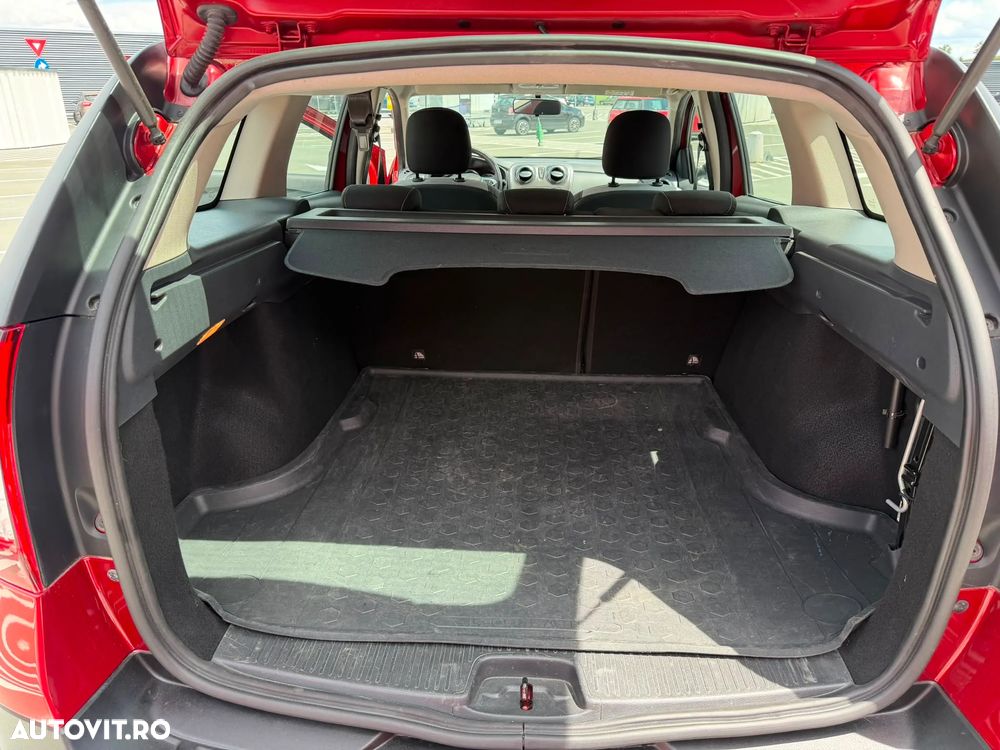 Dacia Logan 0.9 TCe Laureate - 6