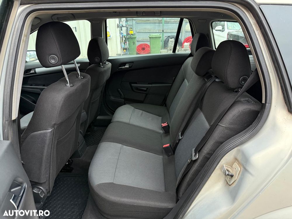 Opel Astra 1.7 CDTI - 15