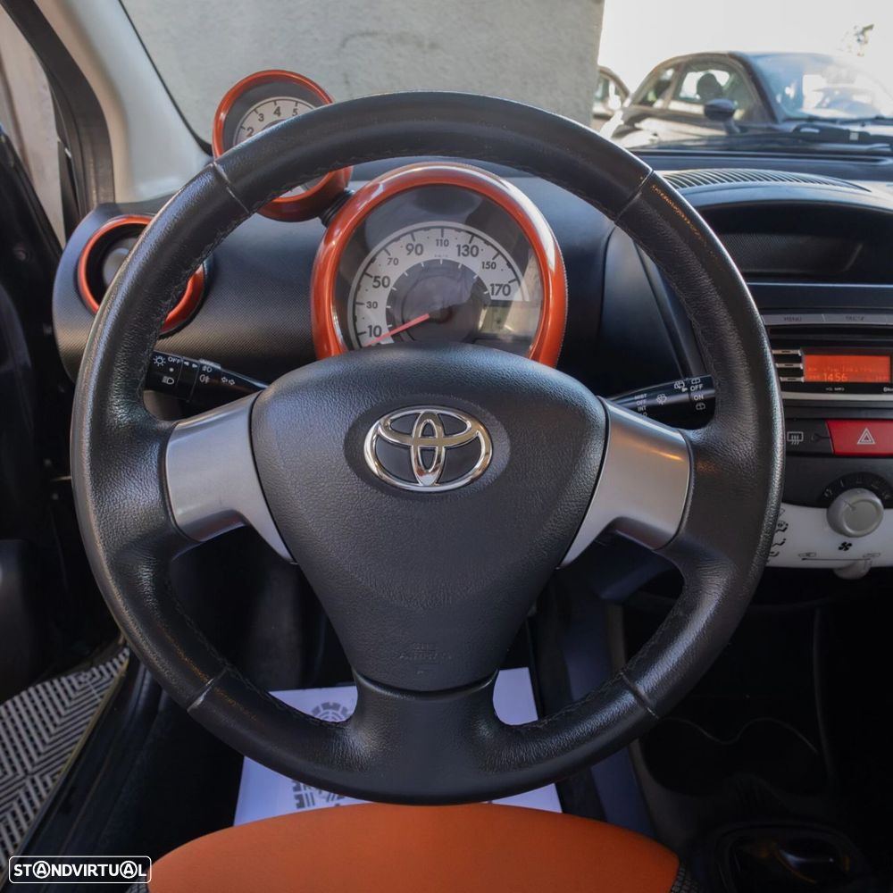 Toyota Aygo 1.0 Orange Edition - 15