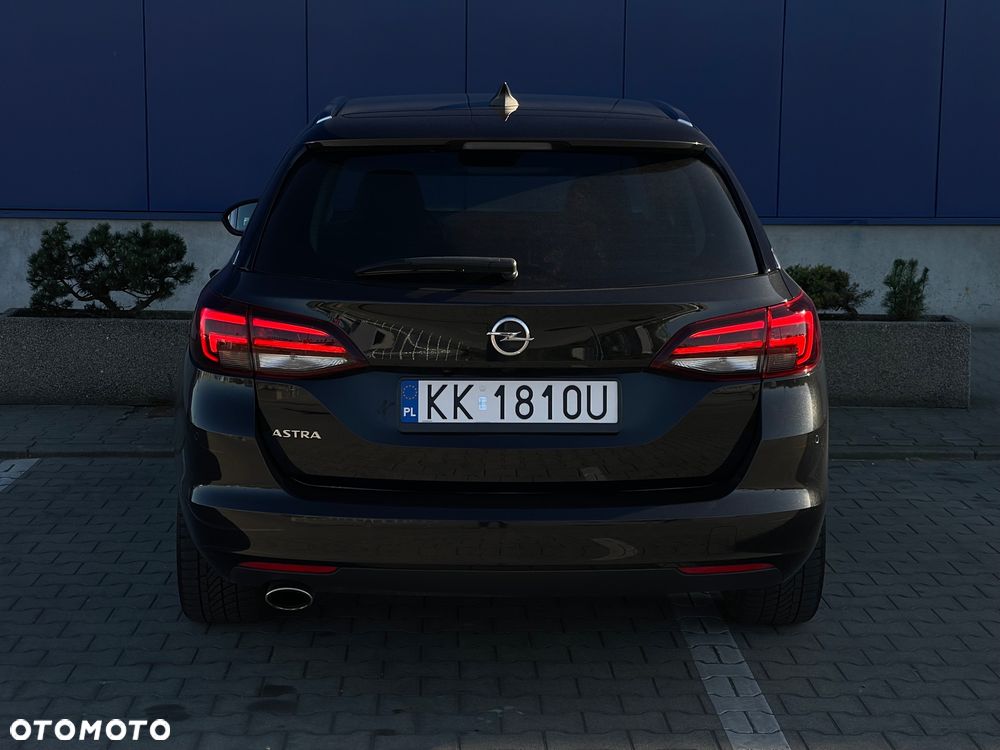 Opel Astra 1.6 BiTurbo D (CDTI) Start/Stop Innovation - 9