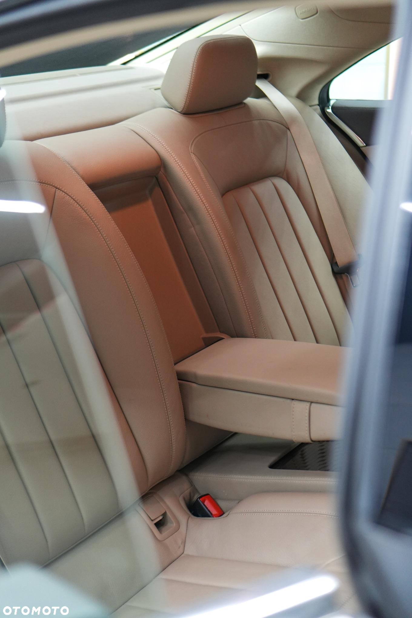 Mercedes-Benz CLS 500 4Matic BlueEFFICIENCY 7G-TRONIC Edition 1 - 16