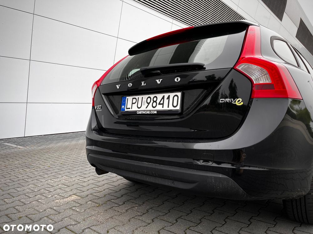 Volvo V60 D2 Kinetic - 11