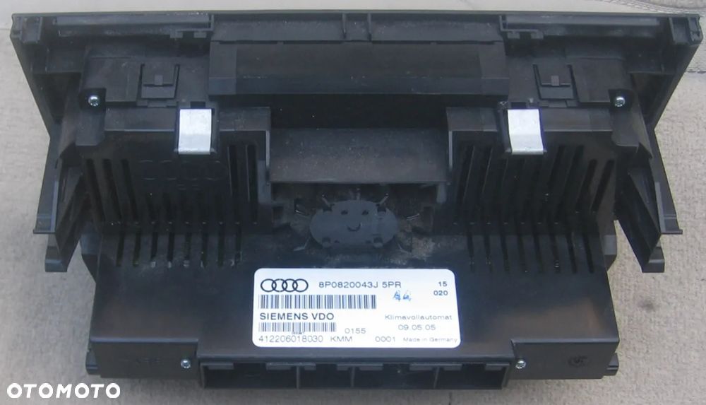 panel klimatyzacji AUDI A3 8P 8P0820043J - 4