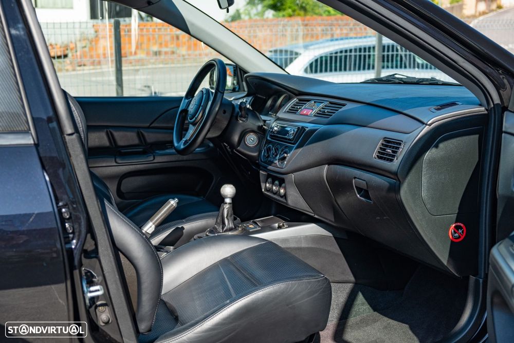 Mitsubishi Lancer 2.0 GSR VIII Ralliart - 36