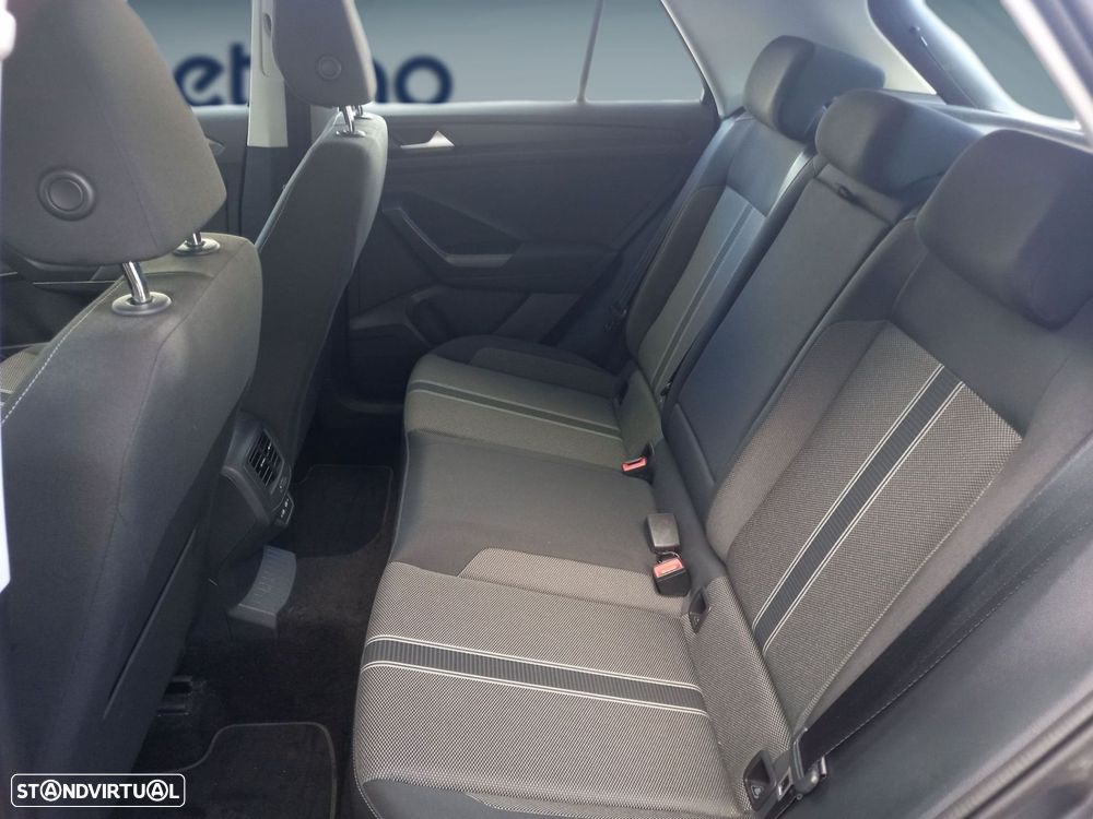 VW T-Roc 1.5 TSI Style DSG - 10