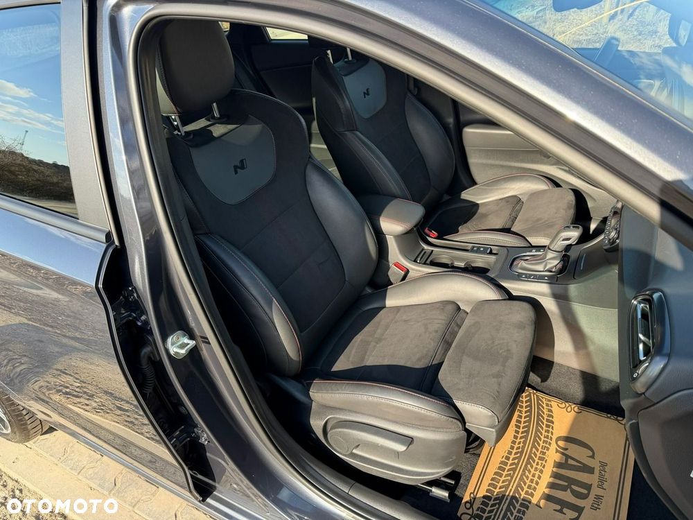 Hyundai i30 1.5 T-GDI 48V-Hybrid DCT N-Line - 13