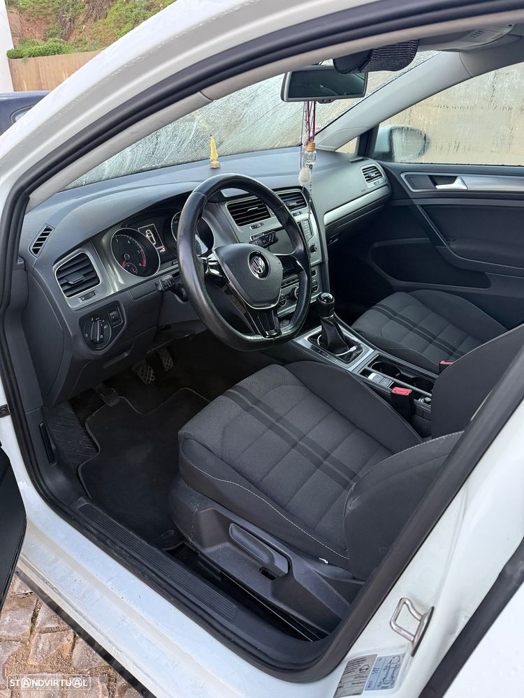 VW Golf 1.6 TDI 4Motion BlueMotion Comfortline - 2