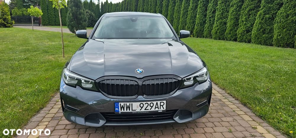 BMW Seria 3 320i xDrive Sport Line - 4