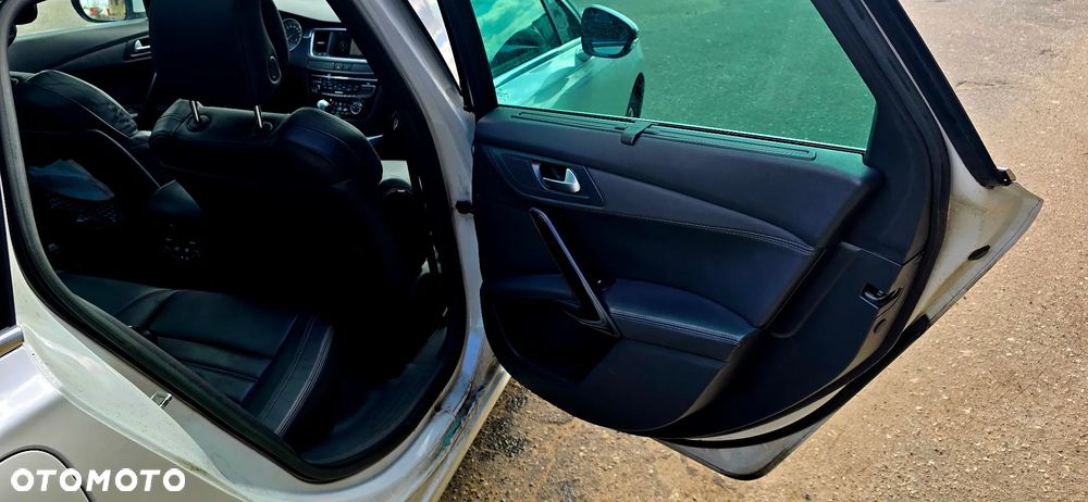 Peugeot 508 HDi FAP 205 Automatik GT - 12
