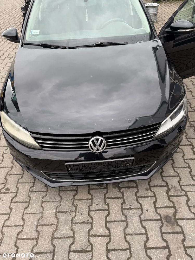 VW JETTA VI A6 LC9X MASKA KOMPLETNA - 1