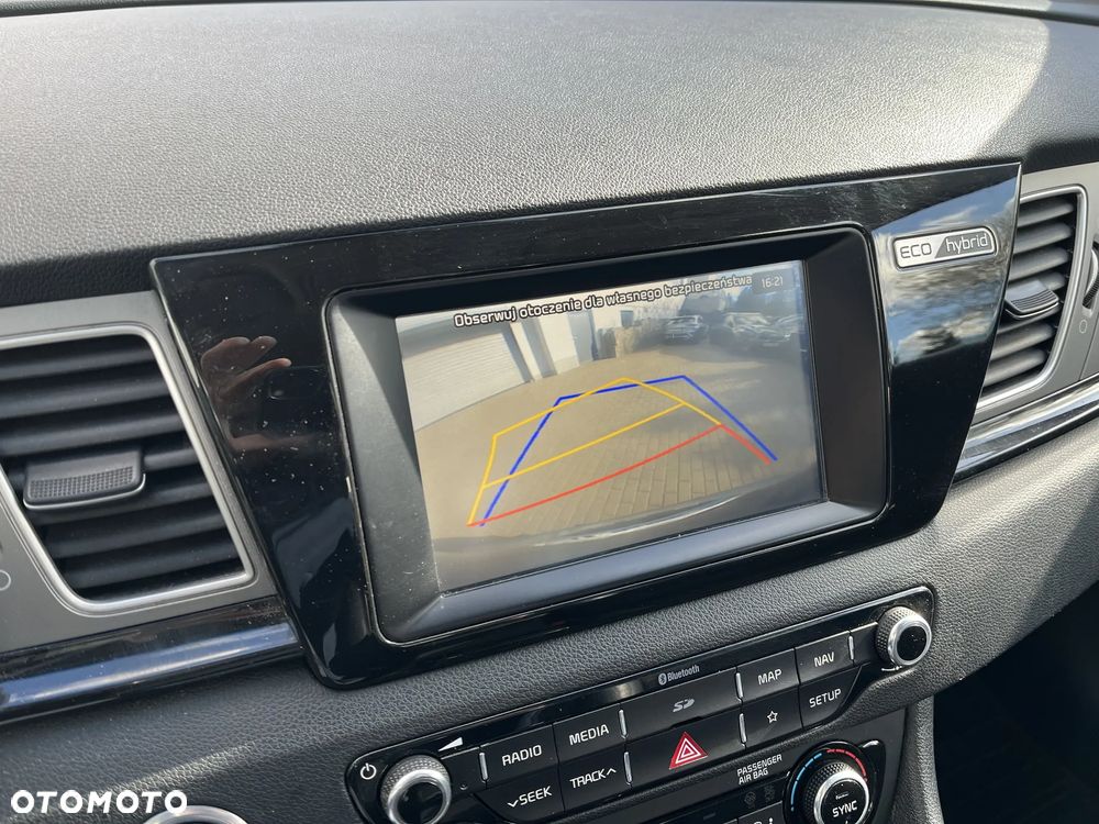 Kia Niro 1.6 GDI Hybrid L - 23